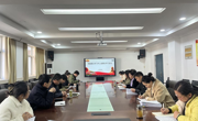 文公司党委组织召开理论学习中心组学习会议